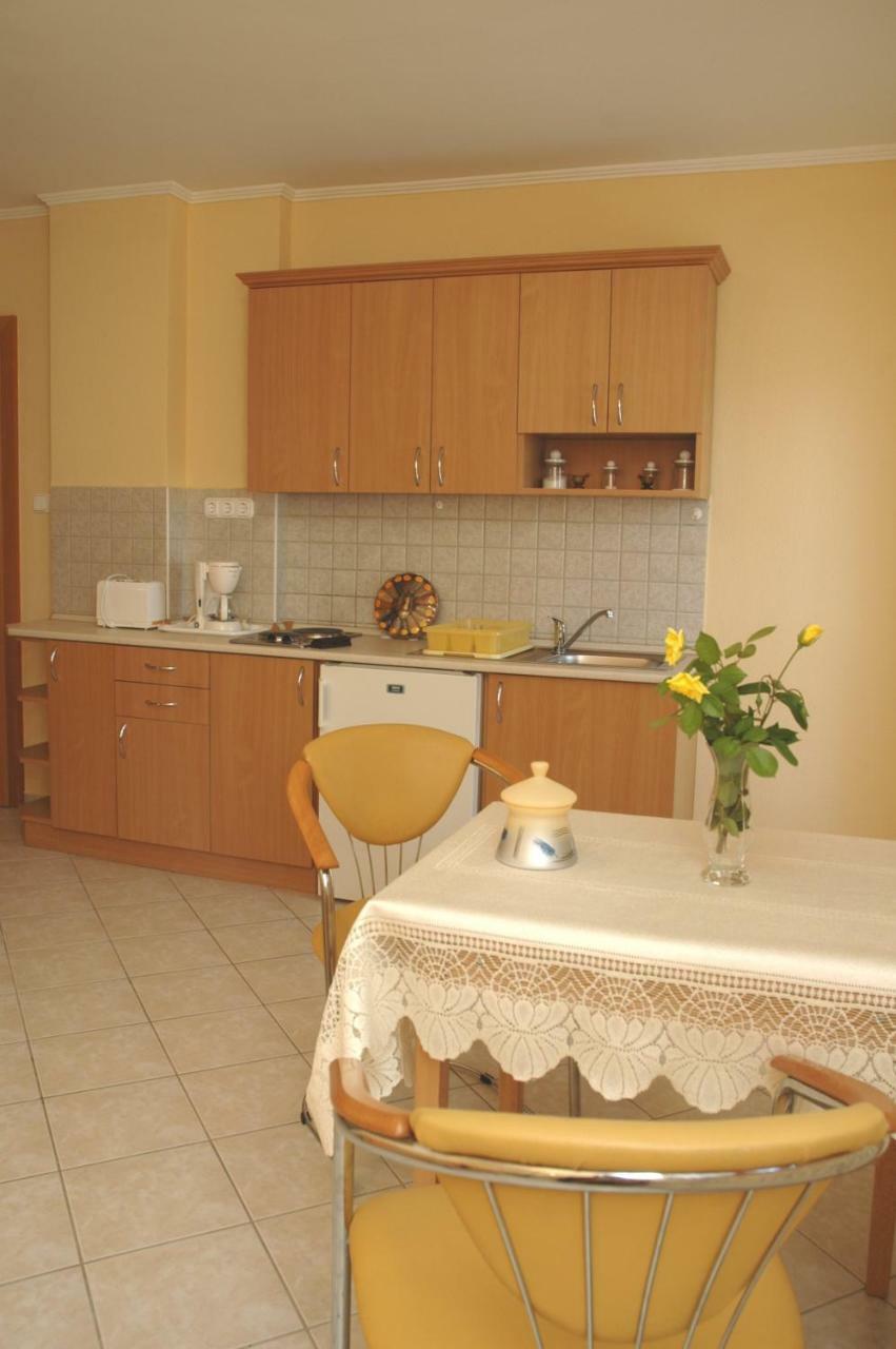 Kanizsai Apartman Apartment Zalakaros Bagian luar foto